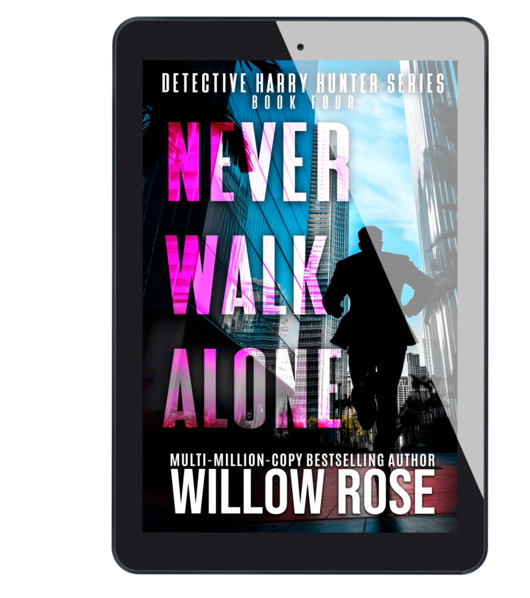 NEVER WALK ALONE (Harry Hunter Mystery Series Book 4) - ebook